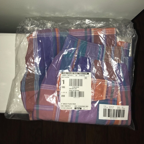 New J. Crew Plaid Swim Trunks - Picture 4 of 5